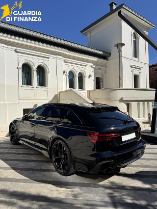 Pescara - Frode sul gasolio, evasi dieci milioni: quindici indagati